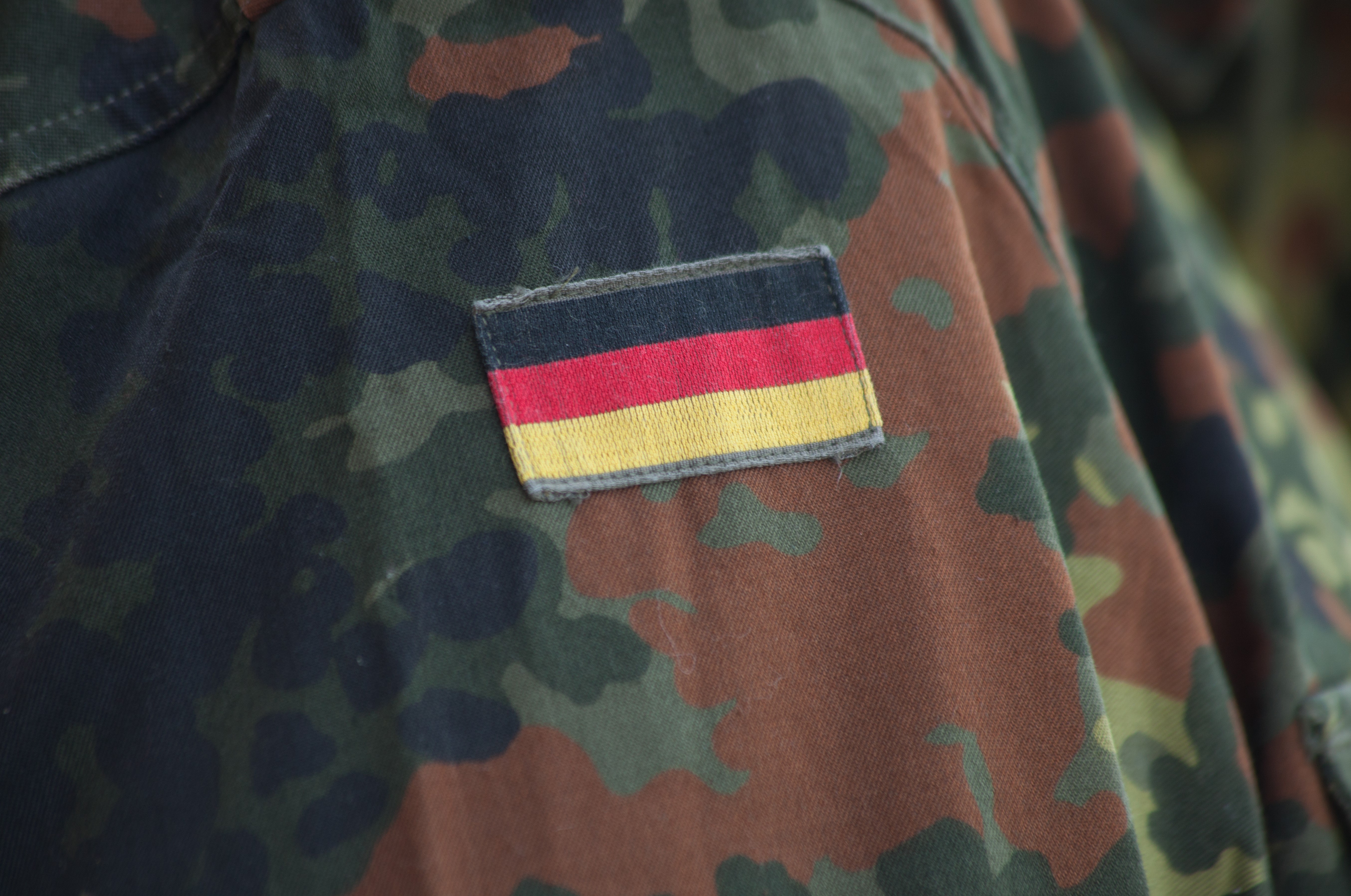 11. Als Garnisonsstadt Kontakte zur Bundeswehr pflegen und ausbauen